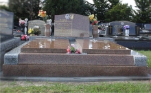 Cum alegi firma care va executa lucrarea funerara?